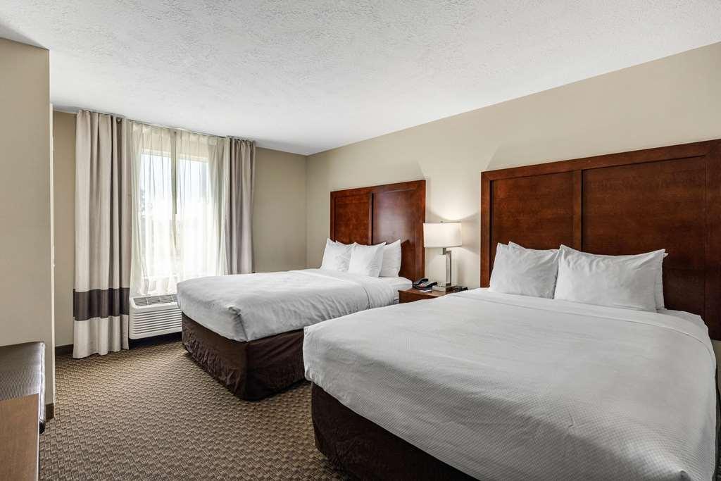 Comfort Inn & Suites Logan Near University Habitación foto